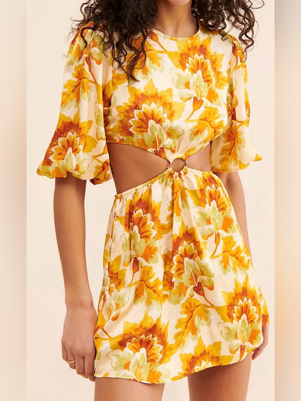 Suboo Sommer Ring Cutout Mini Dress Medium Floral Puff Sleeve Resort